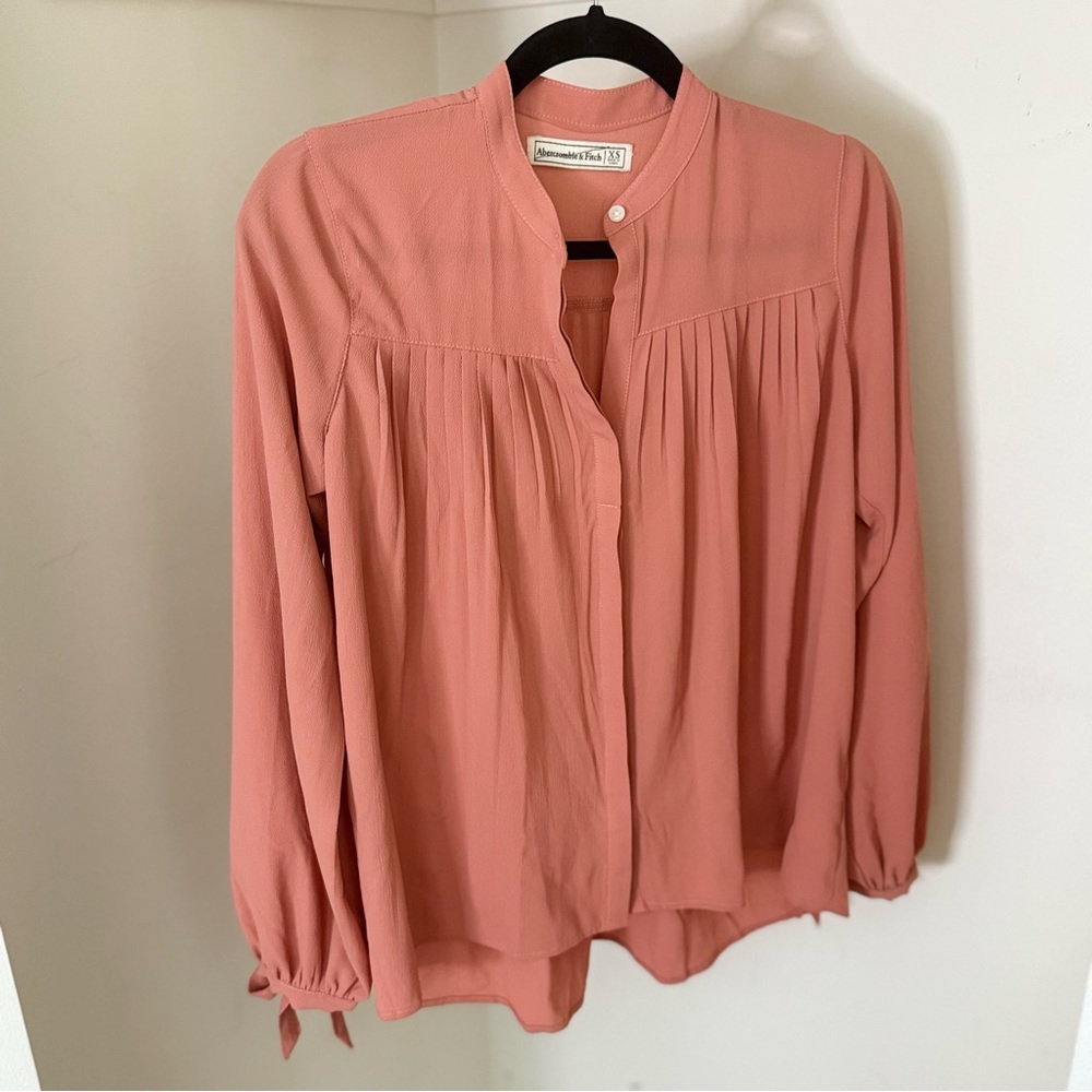Abercrombie & Fitch Pink Pleated Long Sleeve Blouse